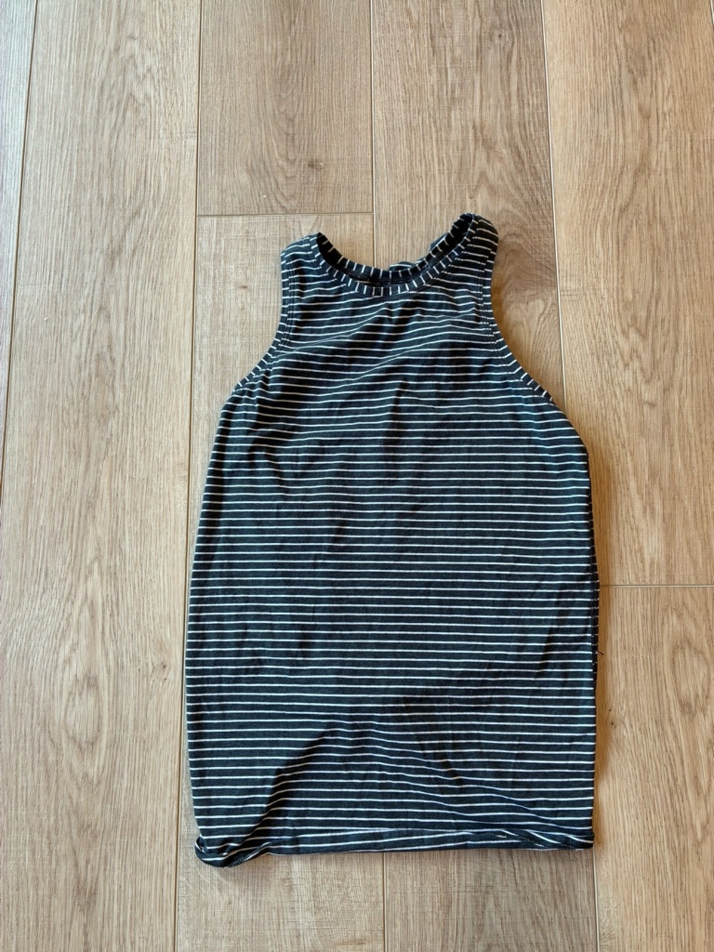 Lululemon Black striped All Tied Up Tank Top open back size 6 high neck active
